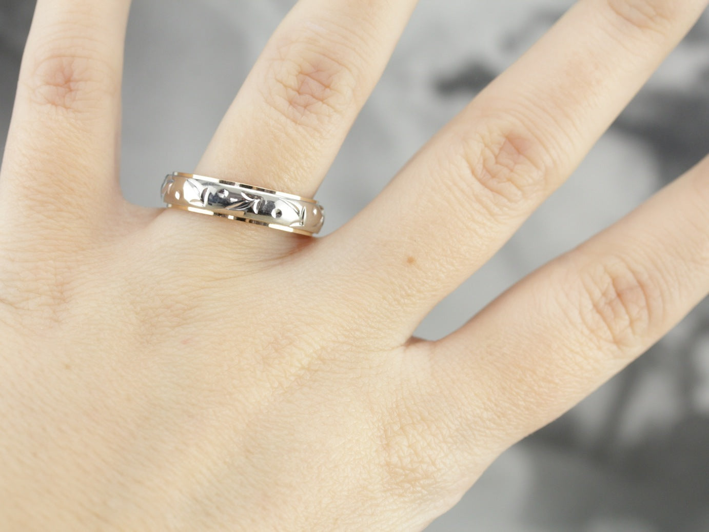 Yellow and White Gold Pattern Band