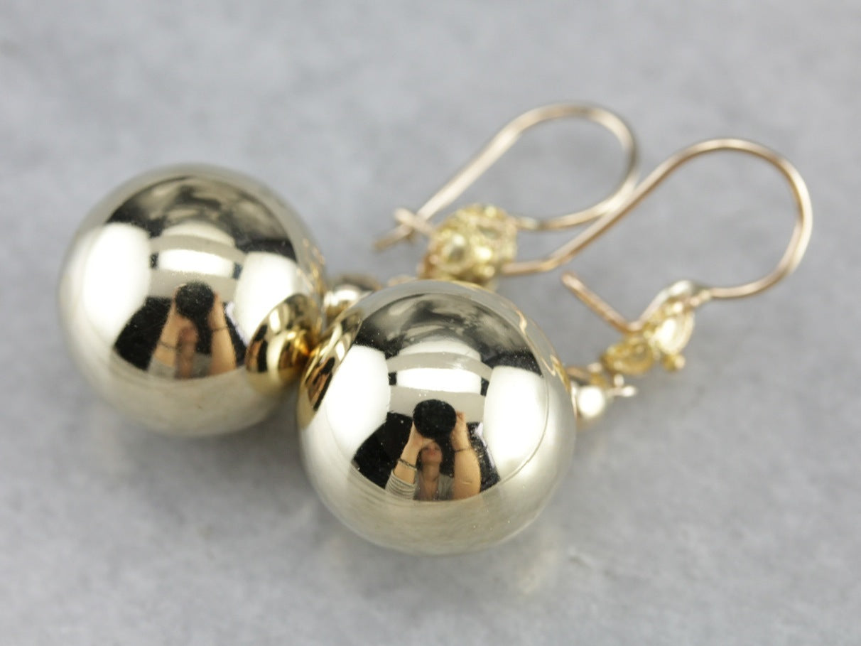 Pendientes colgantes de bolas de oro amarillo