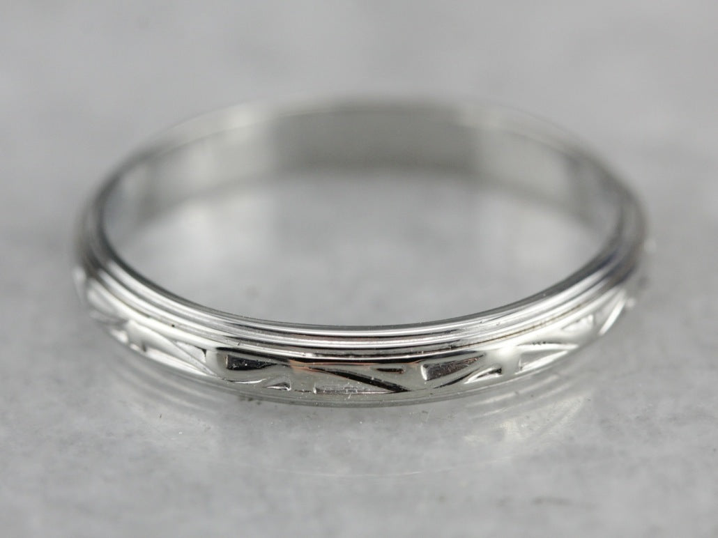 Patterned White Gold Wedding Band