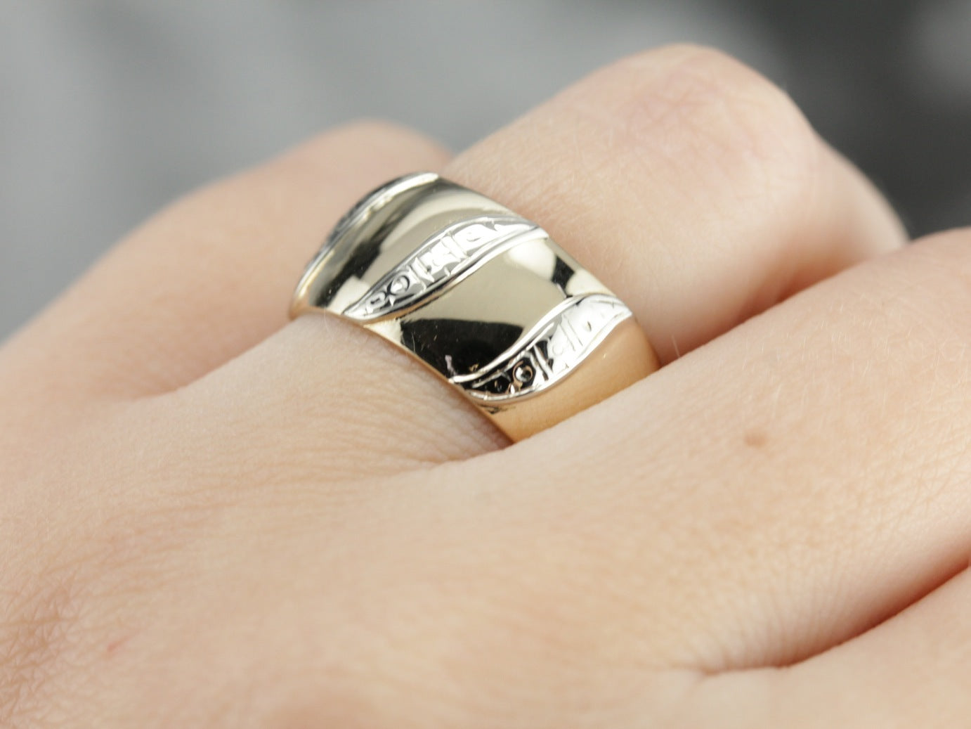 Vintage Two Tone Wedding Band