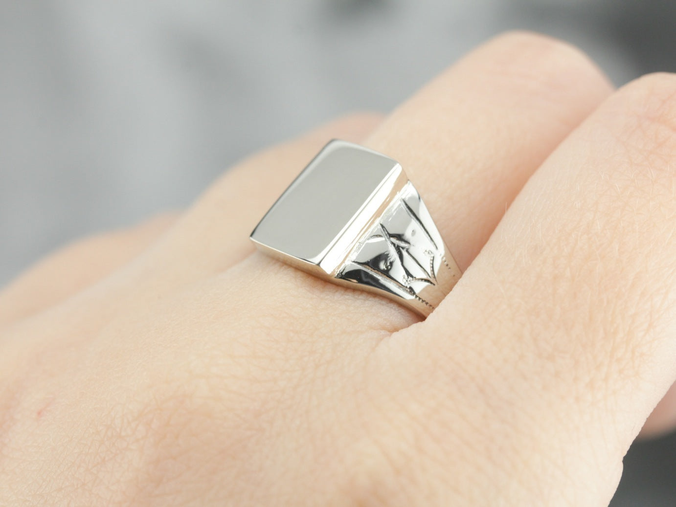 Unisex Mix Metal Signet Ring