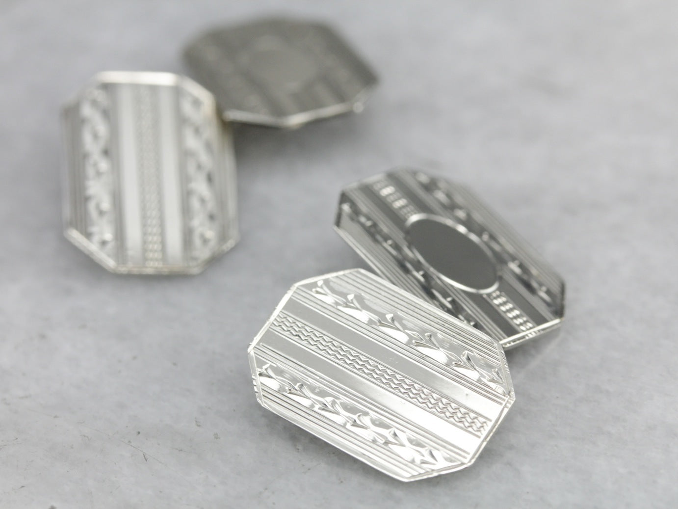 Gemelos de oro Art Déco grabados