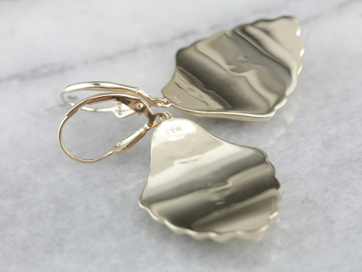 Pendientes colgantes vintage de oro amarillo