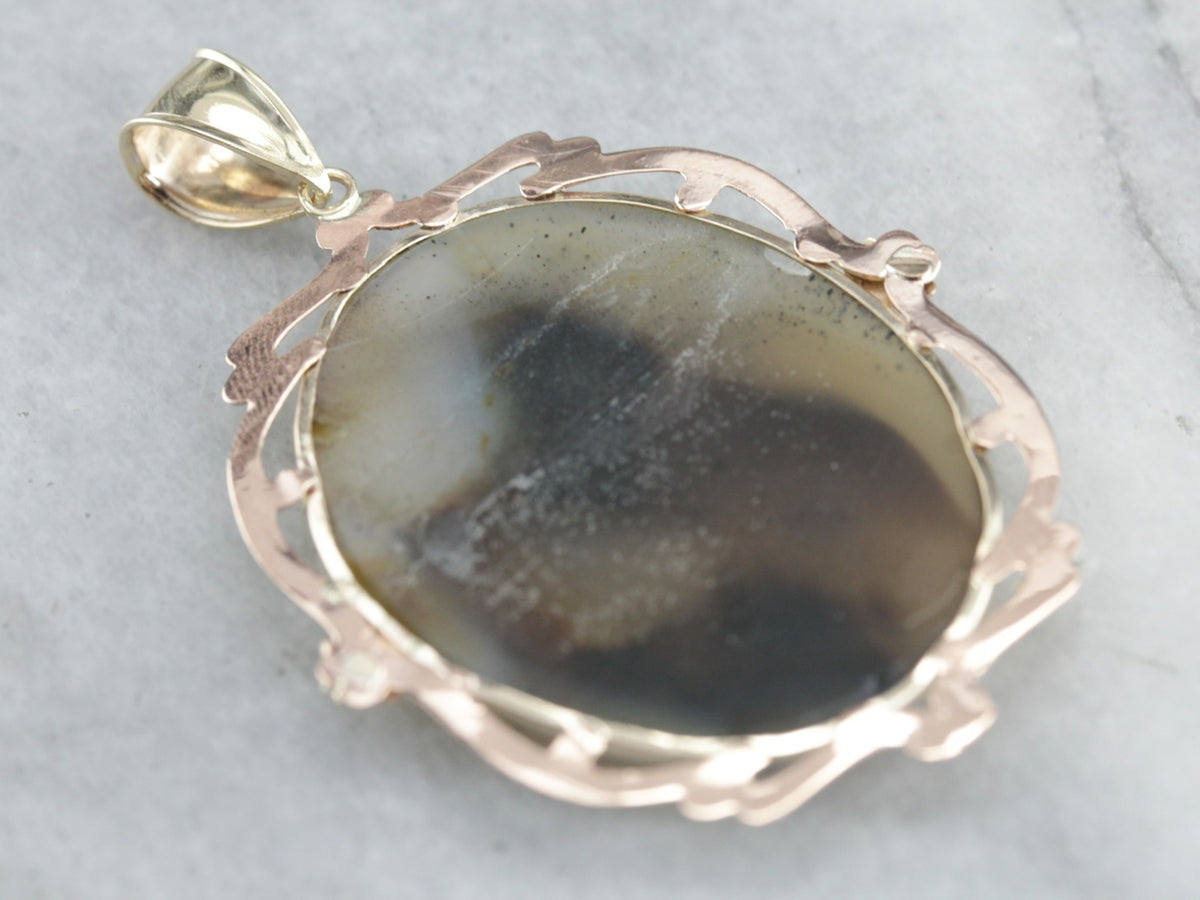 Retro Era Agate Pendant
