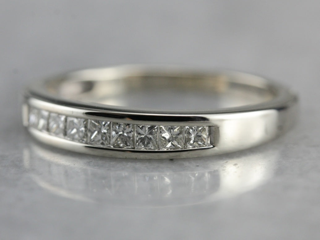 Alianza de boda de diamantes