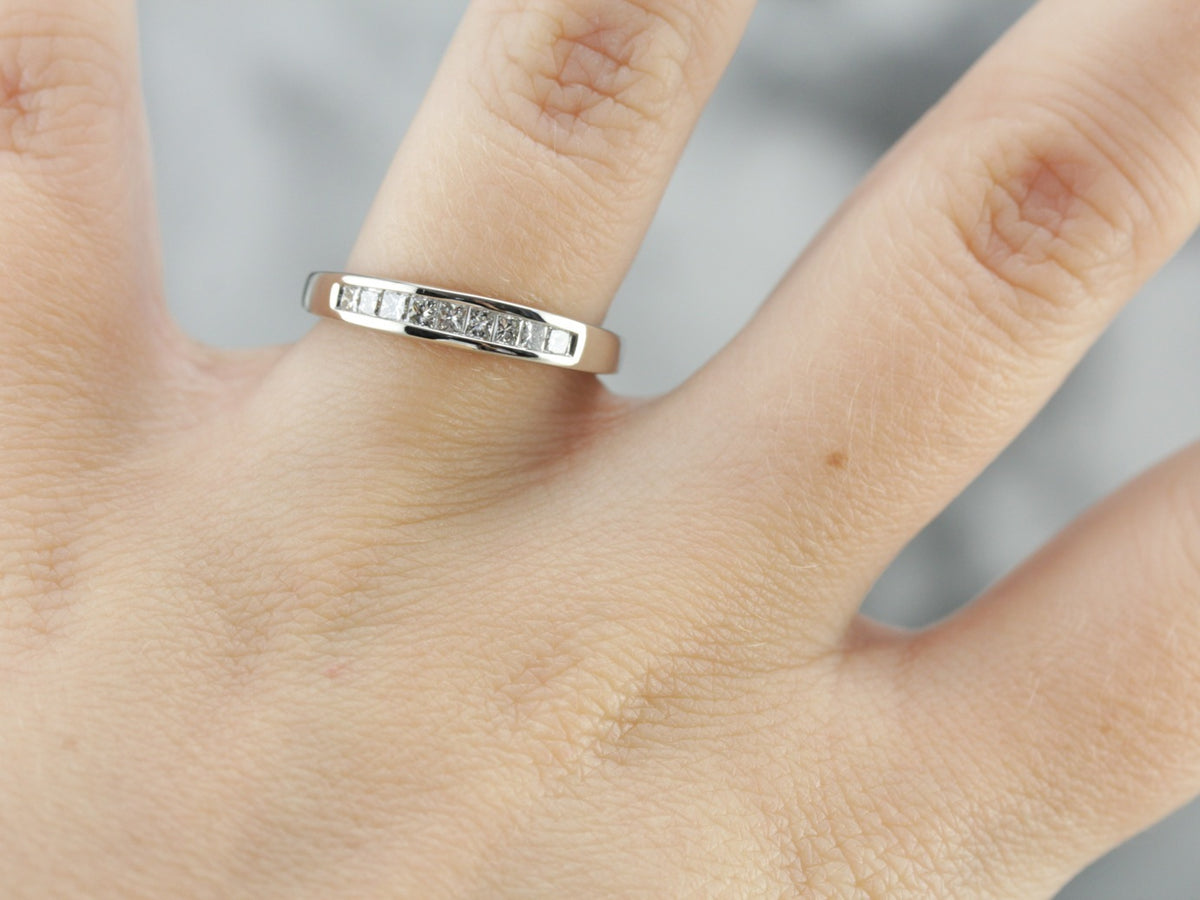 Alianza de boda de diamantes