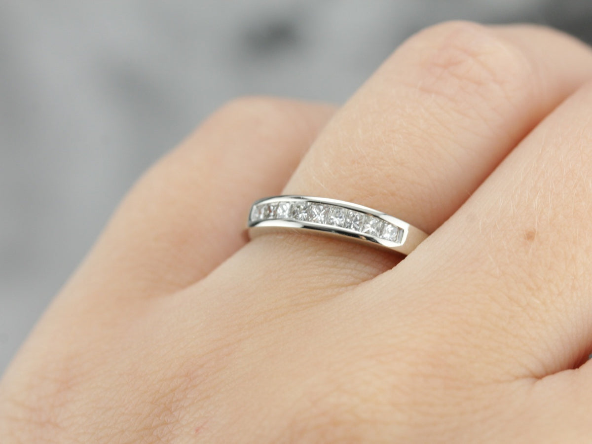 Alianza de boda de diamantes