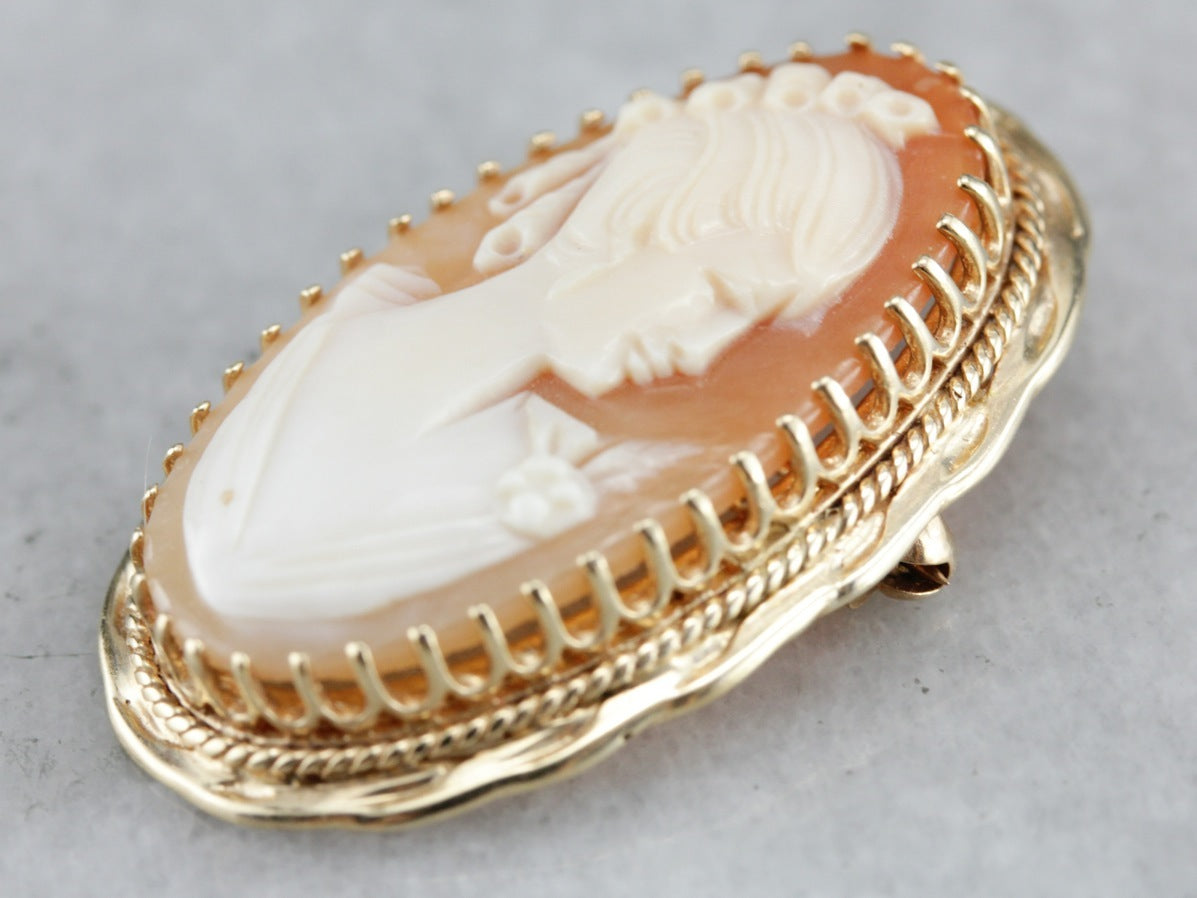 Vintage Cameo Brooch or Pendant