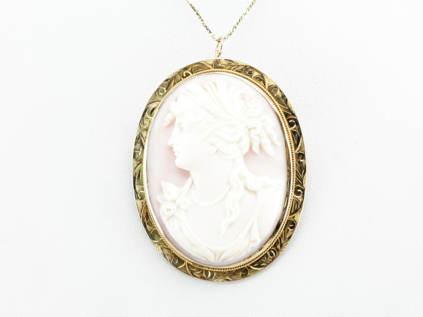 Vintage Pink Shell Cameo Brooch or Pendant