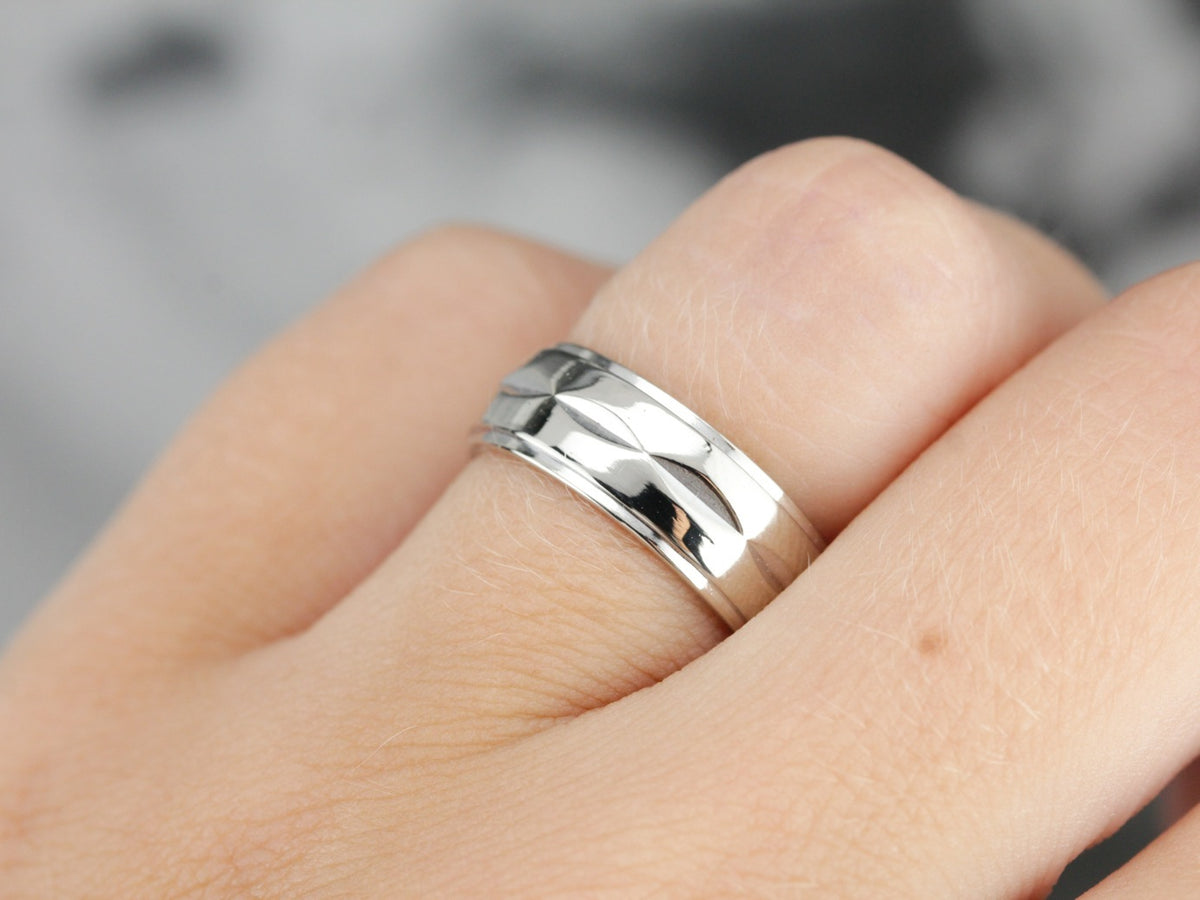 White Gold Patterned Wedding Band