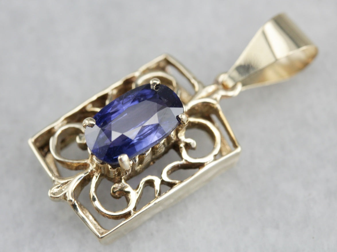 Sapphire Filigree Pendant in Yellow Gold