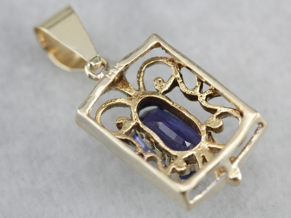 Sapphire Filigree Pendant in Yellow Gold