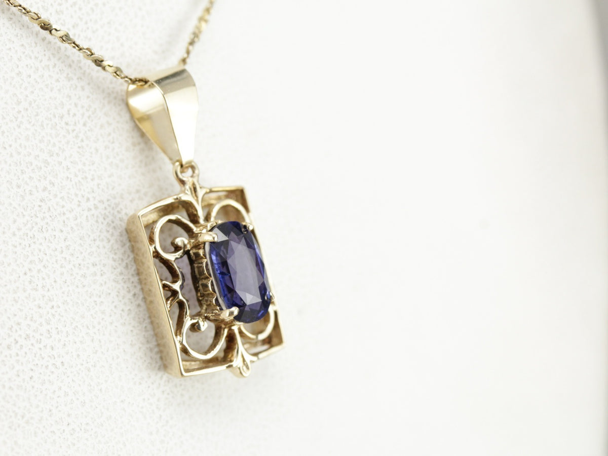 Sapphire Filigree Pendant in Yellow Gold