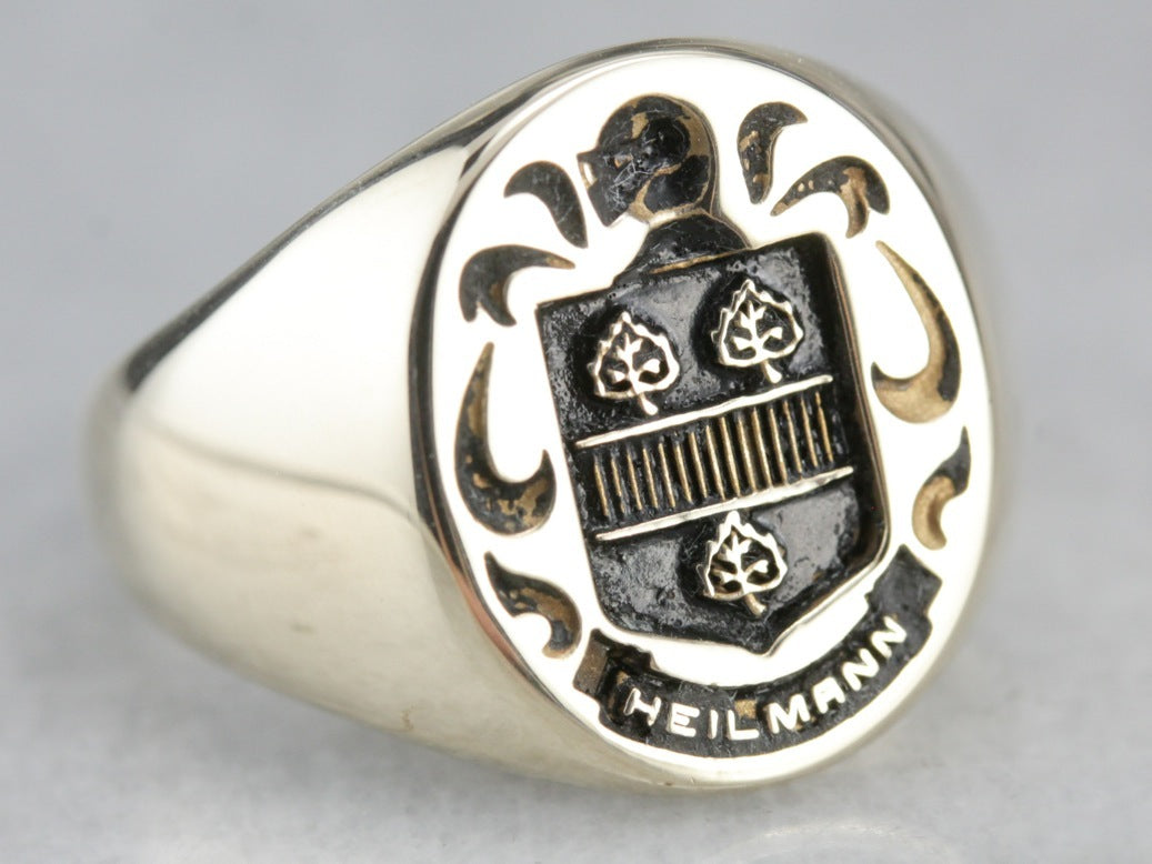 Anillo de sello del escudo de armas de Heilmann vintage