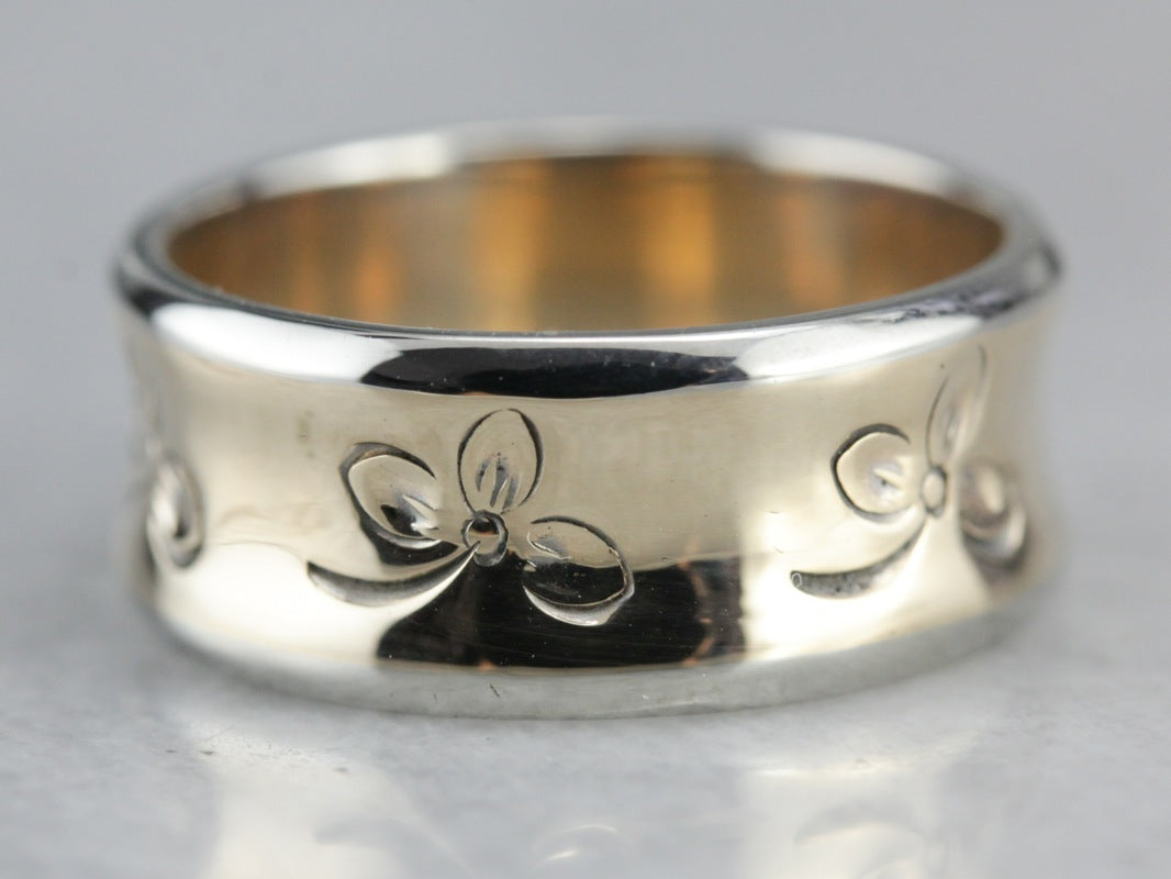 Vintage Shamrock Pattern Band