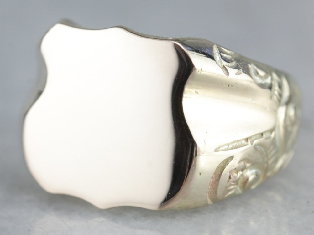 Anillo de sello vintage de oro amarillo