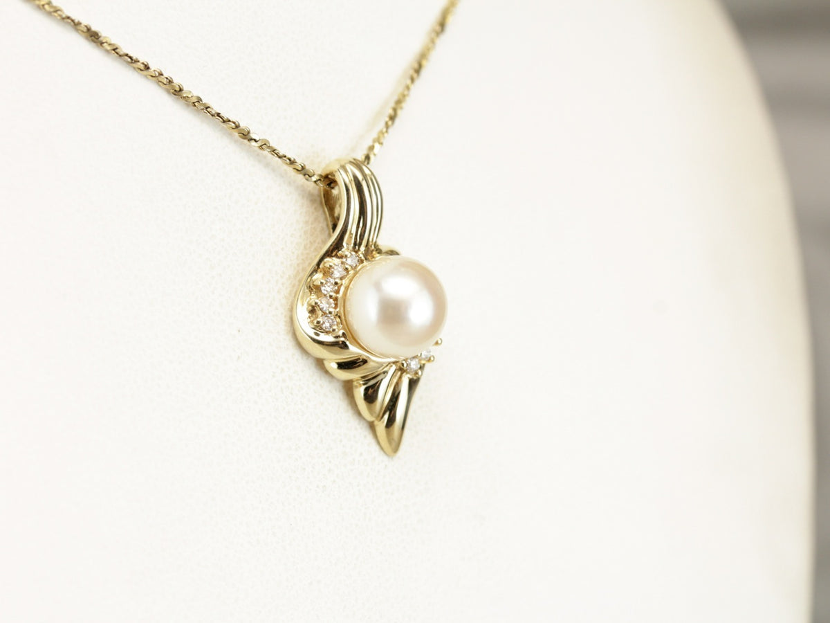 Modern Pearl and Diamond Pendant