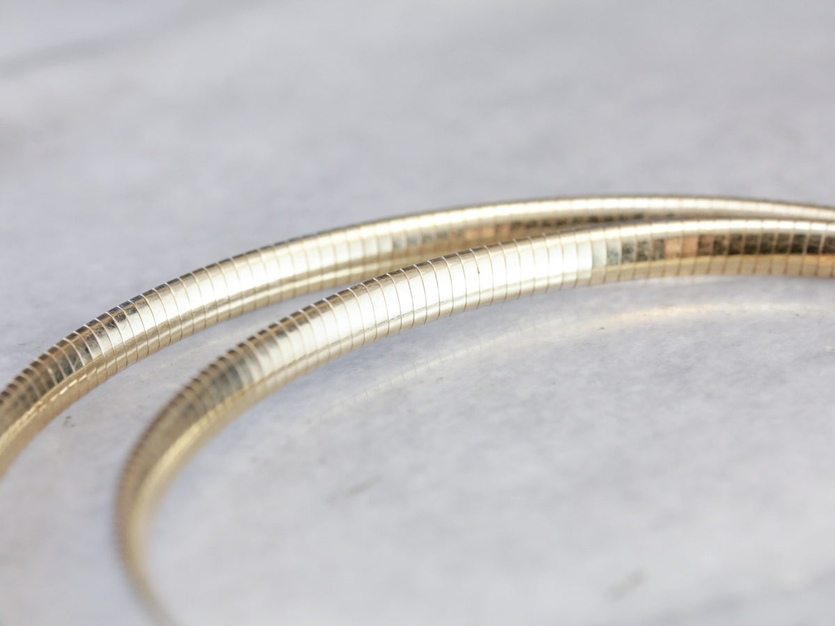 Reversible Omega Chain