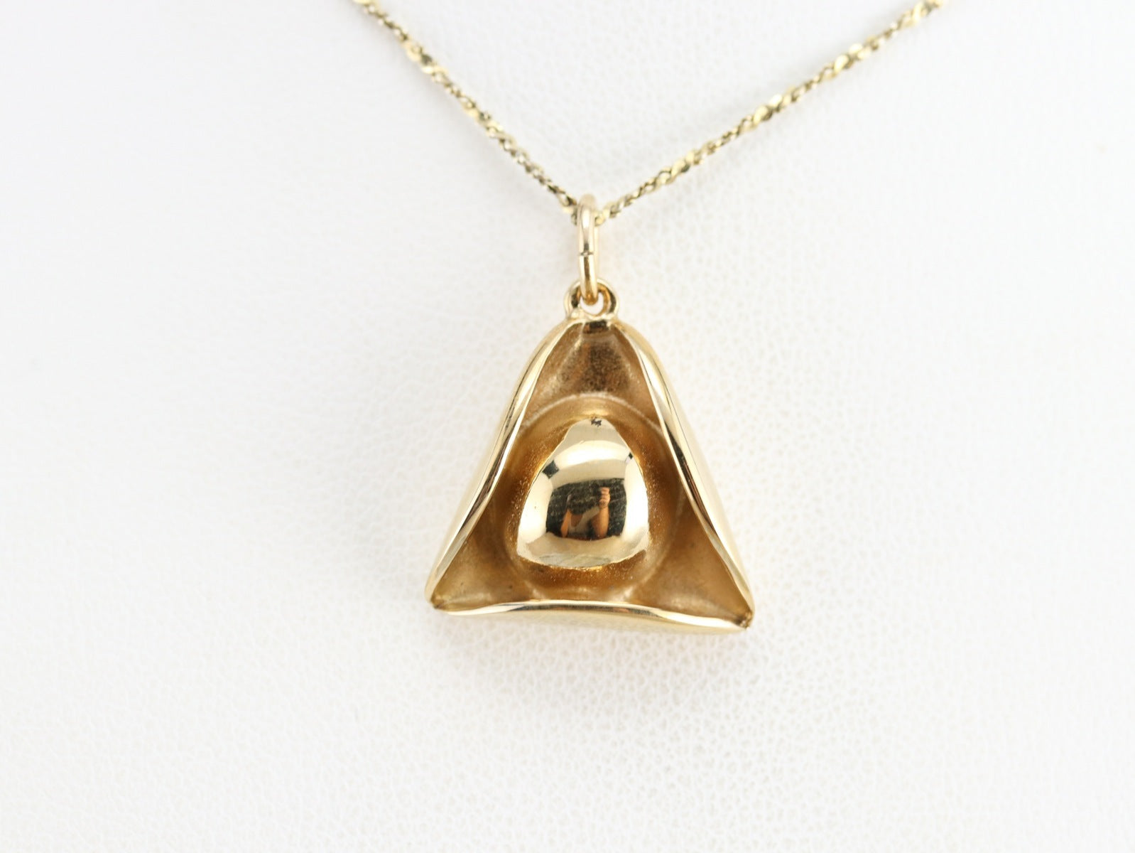 Vintage Gold Colonial Hat Pendant