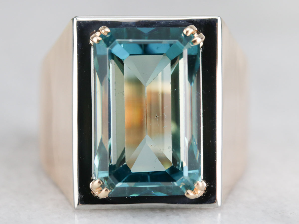 Anillo de metal con mezcla de circonitas de hombre de color azul