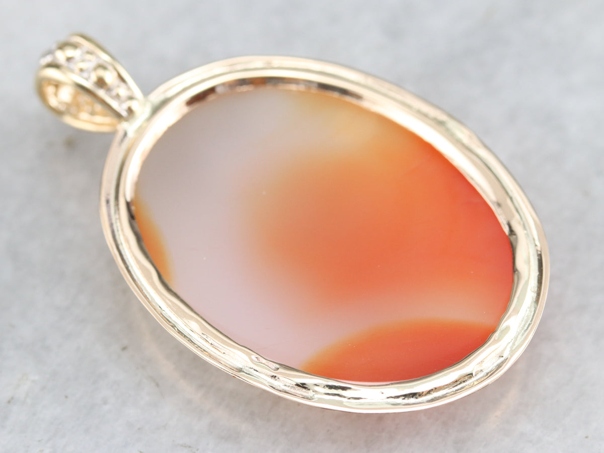 Yellow Gold Oval Agate Pendant