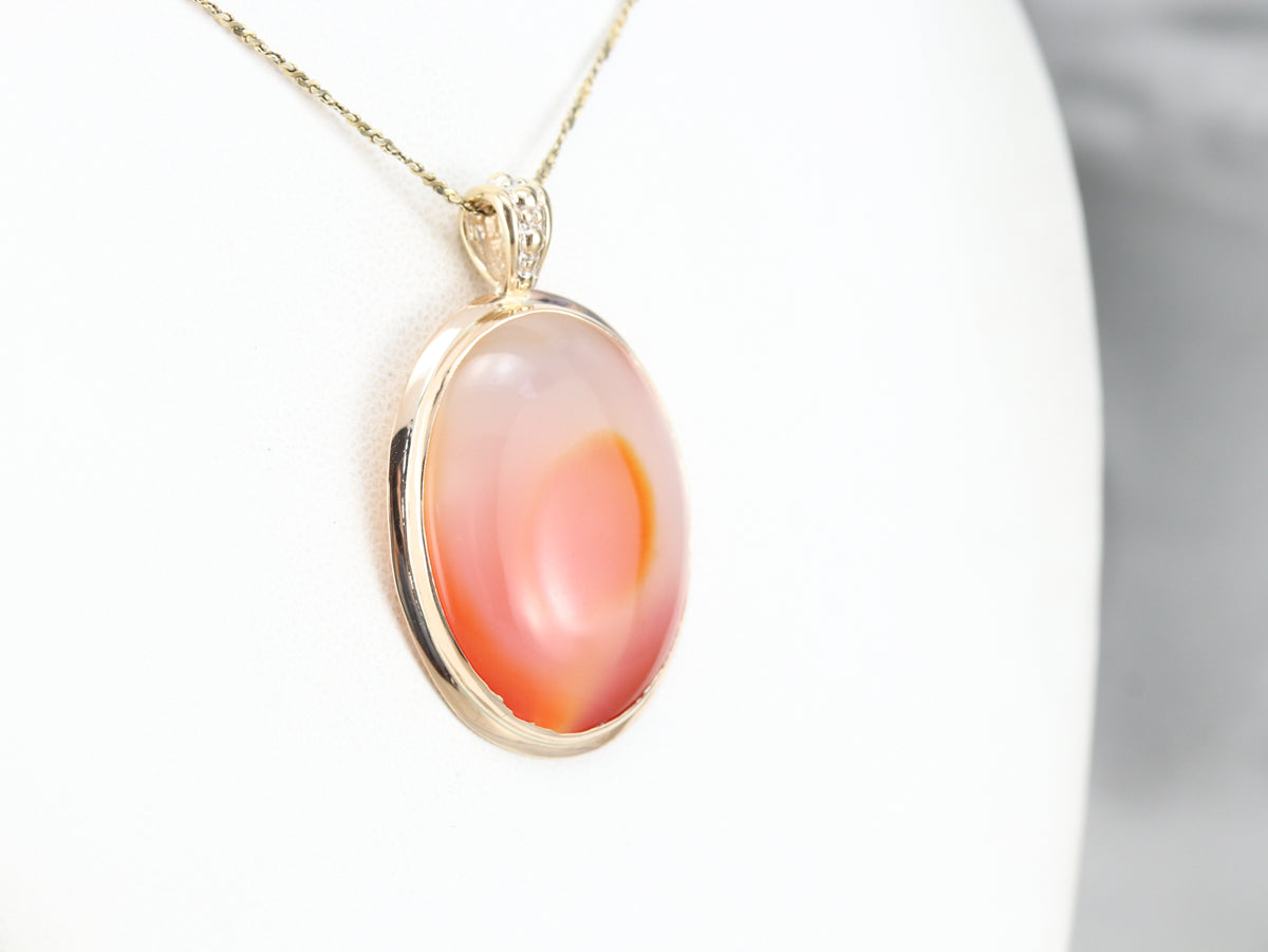 Yellow Gold Oval Agate Pendant