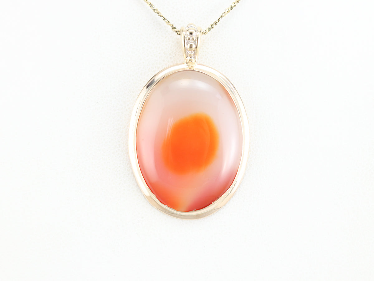 Yellow Gold Oval Agate Pendant
