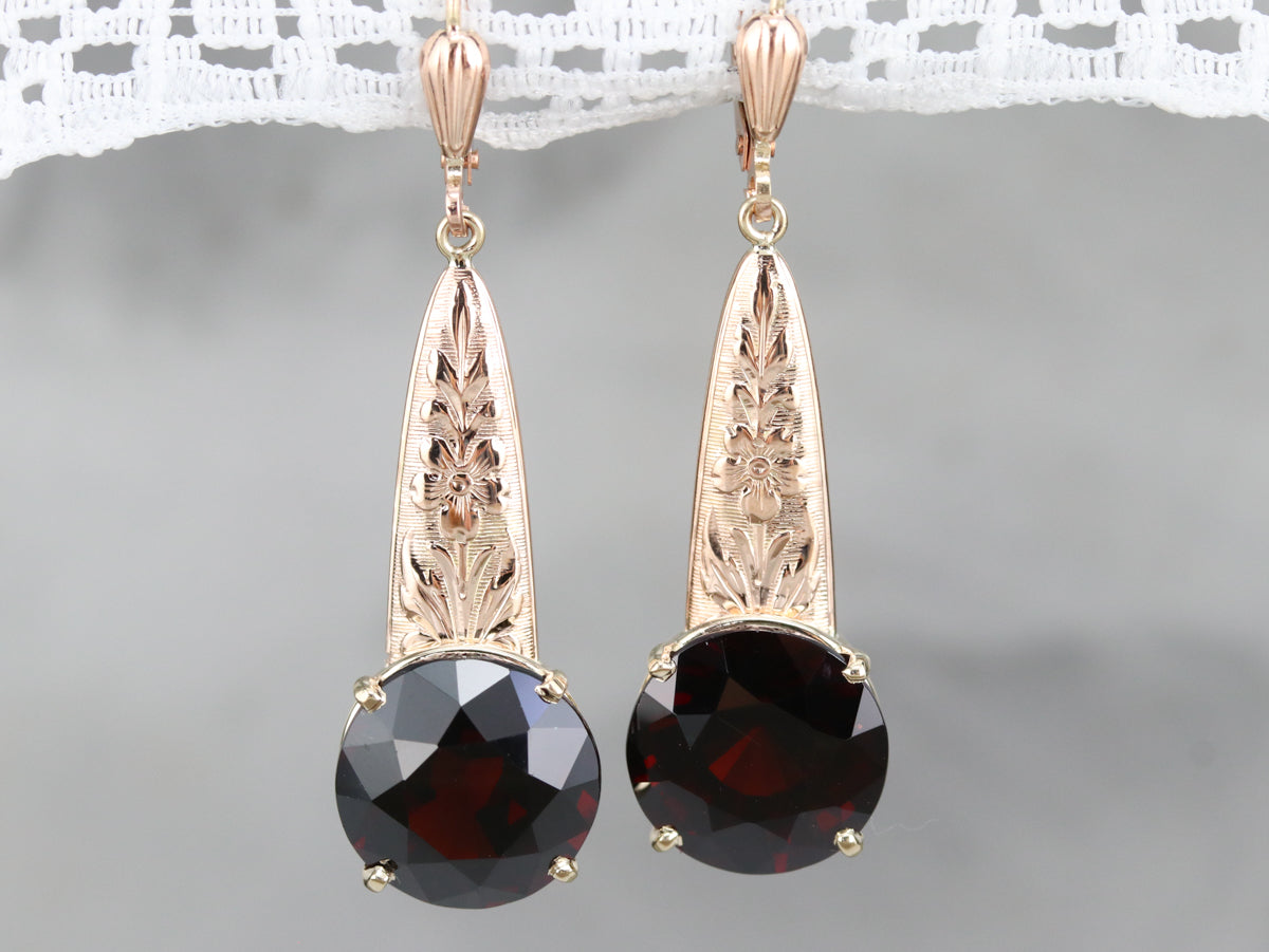 Pendientes colgantes florales de granate