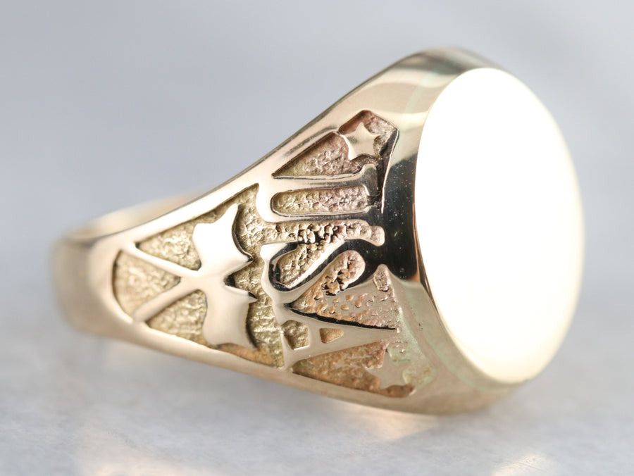 Vintage Men's USA Gold Signet Ring