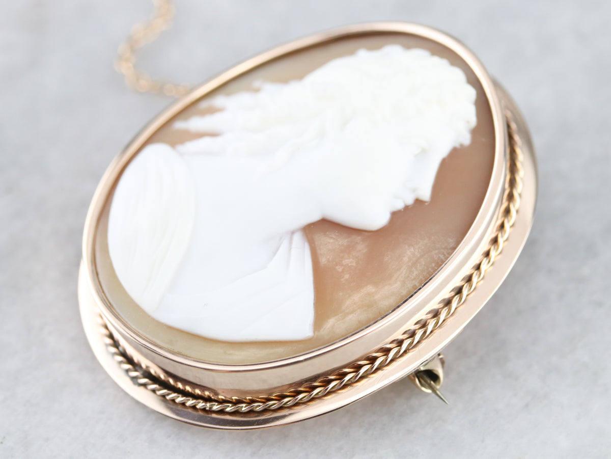 Antique Gold Cameo Brooch