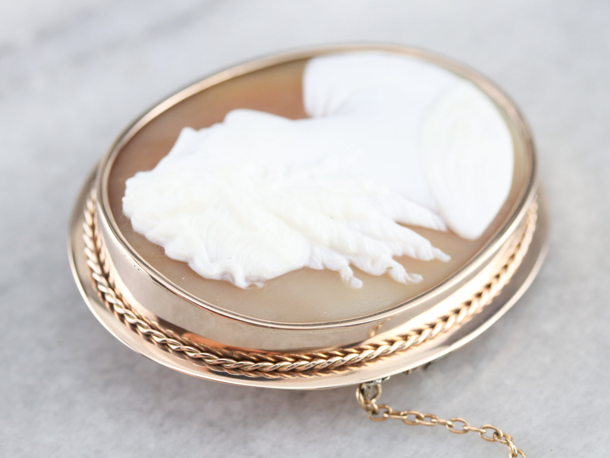 Antique Gold Cameo Brooch