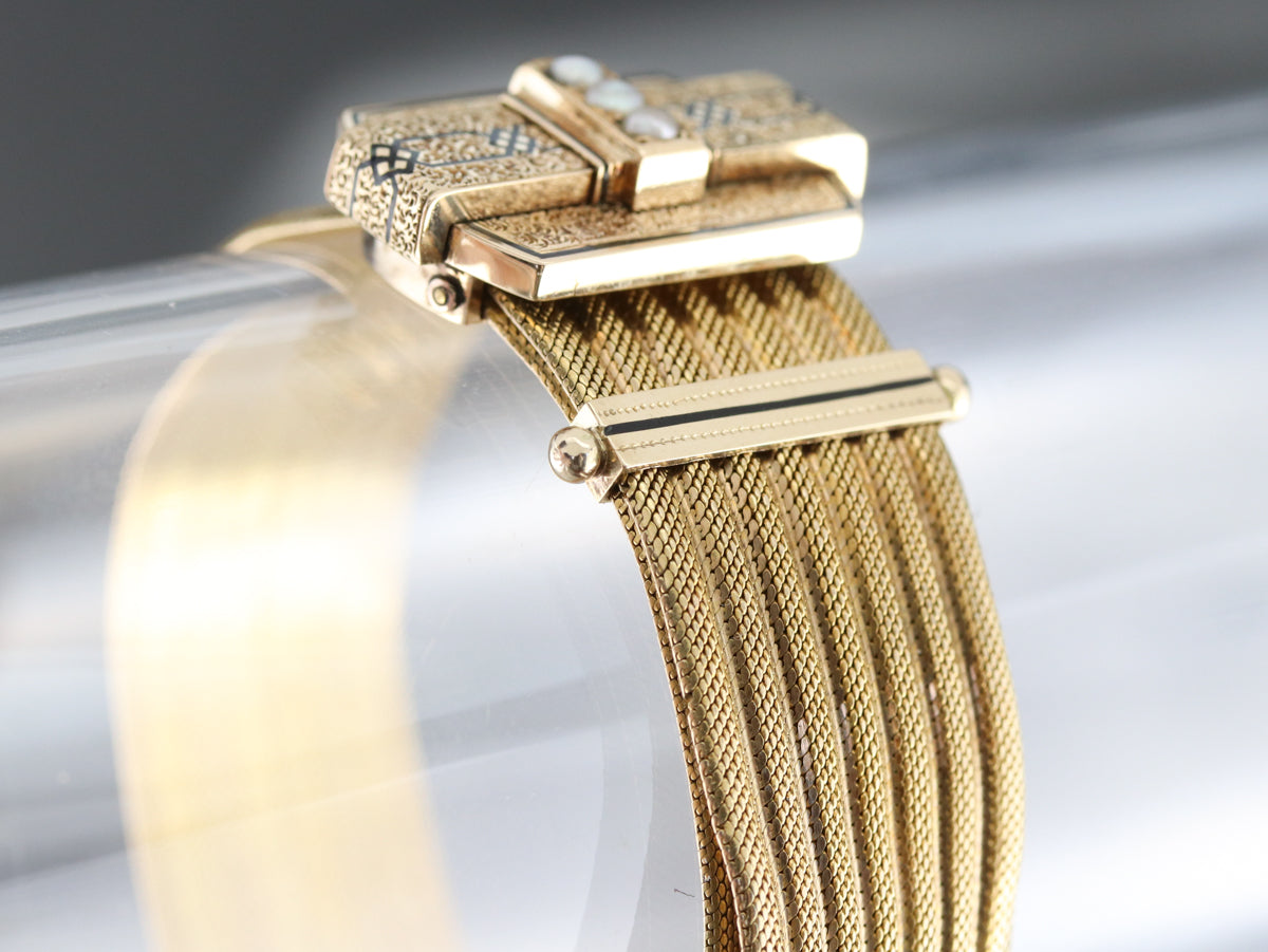 Pulsera victoriana con borlas de perlas de semilla