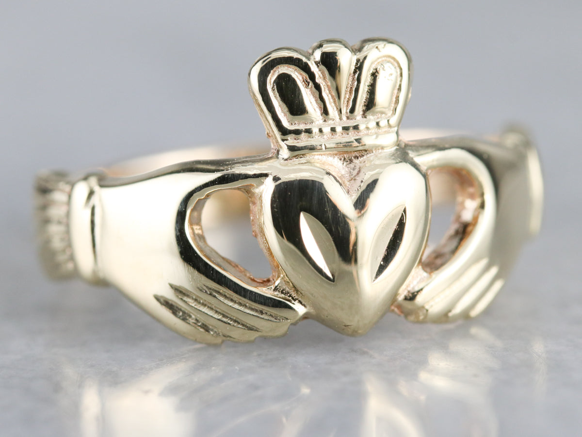 Classic Yellow Gold Claddagh Band
