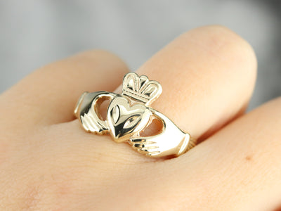 Classic Yellow Gold Claddagh Band