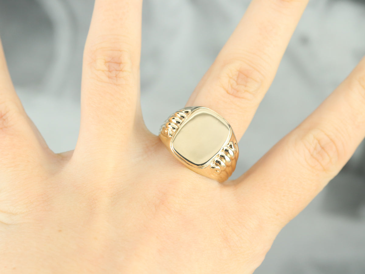 Men's Retro Era Signet Ring