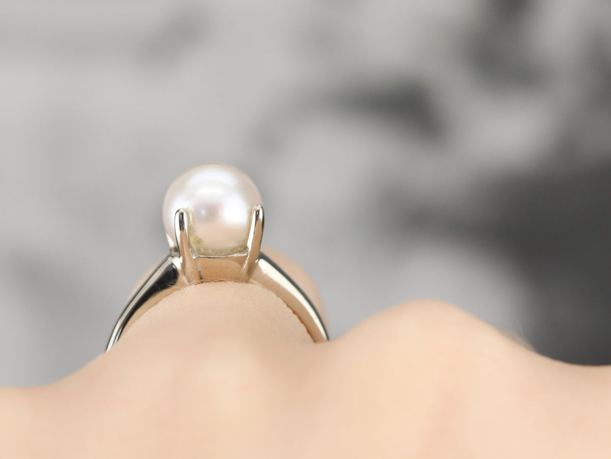 White Gold White Pearl Solitaire Ring