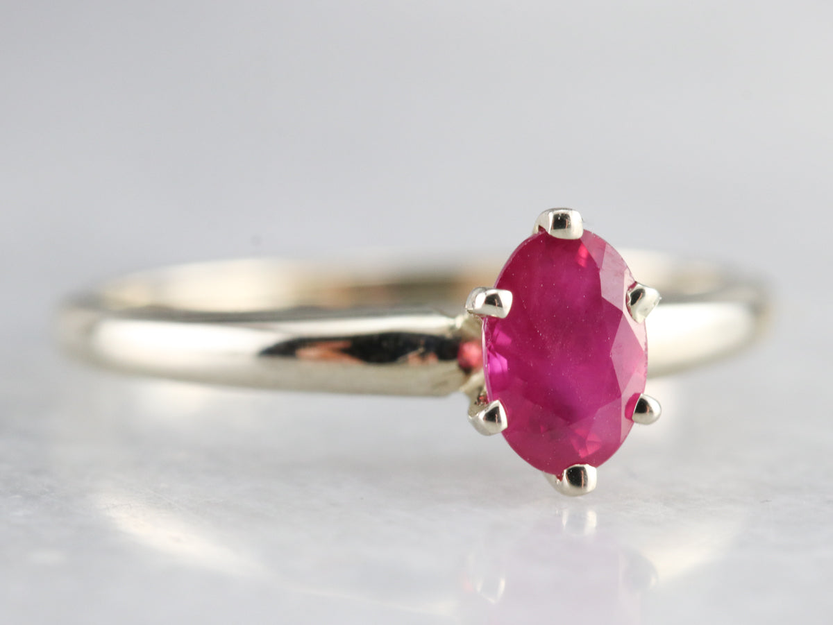 Anillo Solitario Rubí Oro Blanco