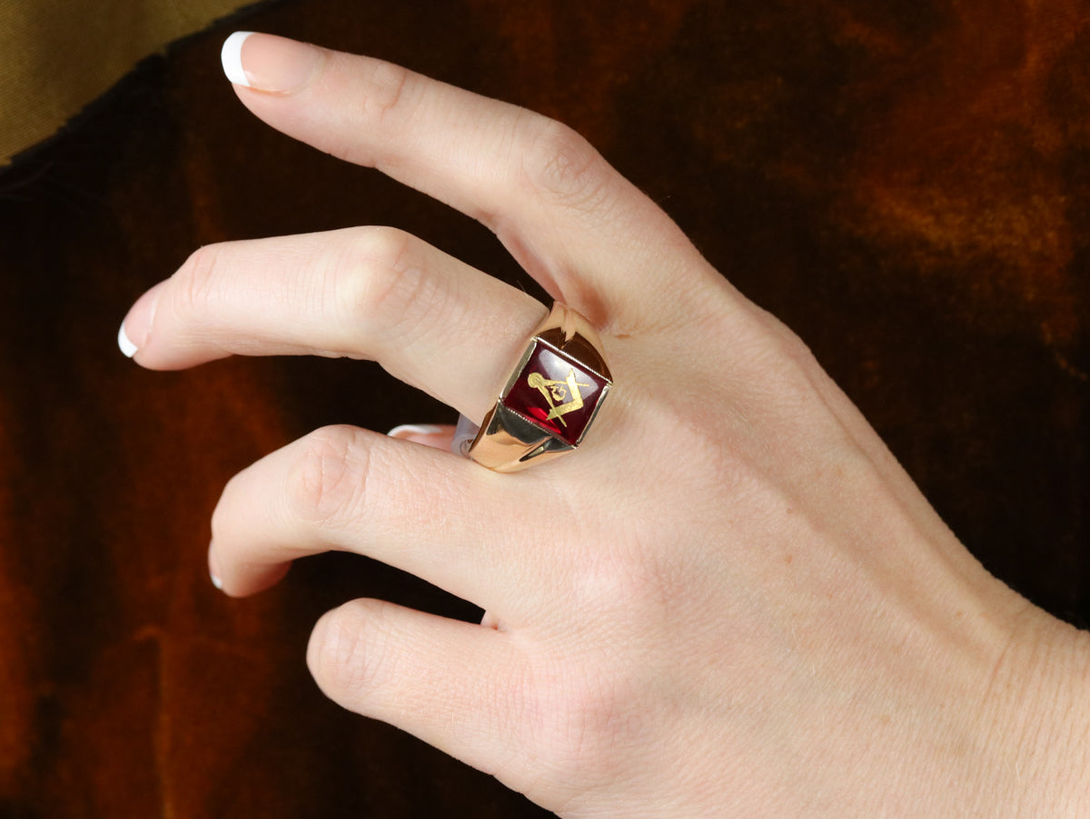 Men's Ruby Red Glass Masonic Ring