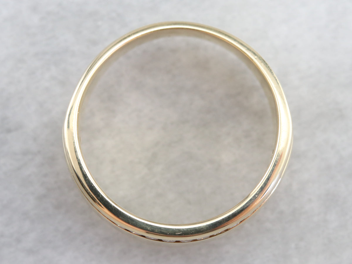 Banda de diamantes con engaste de canal de doble hilera