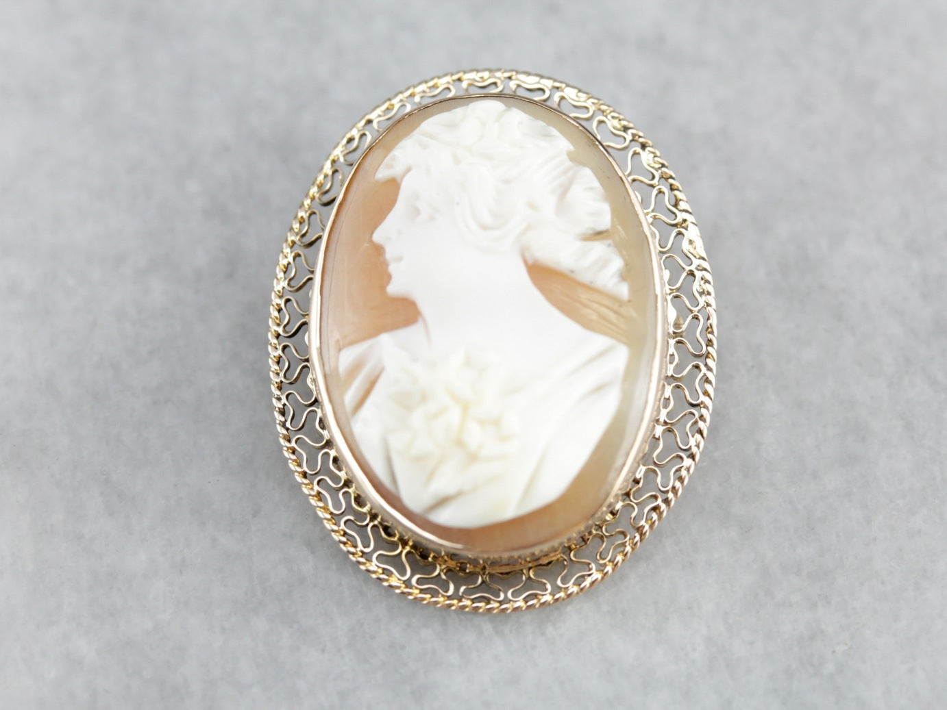 ヴィンテージ　カメオ Cameo Jewelry | Antique, Vintage, Modern