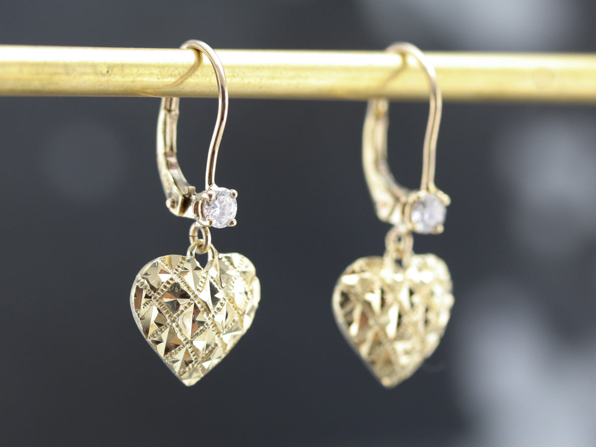 Pendientes colgantes de corazón de diamantes dorados