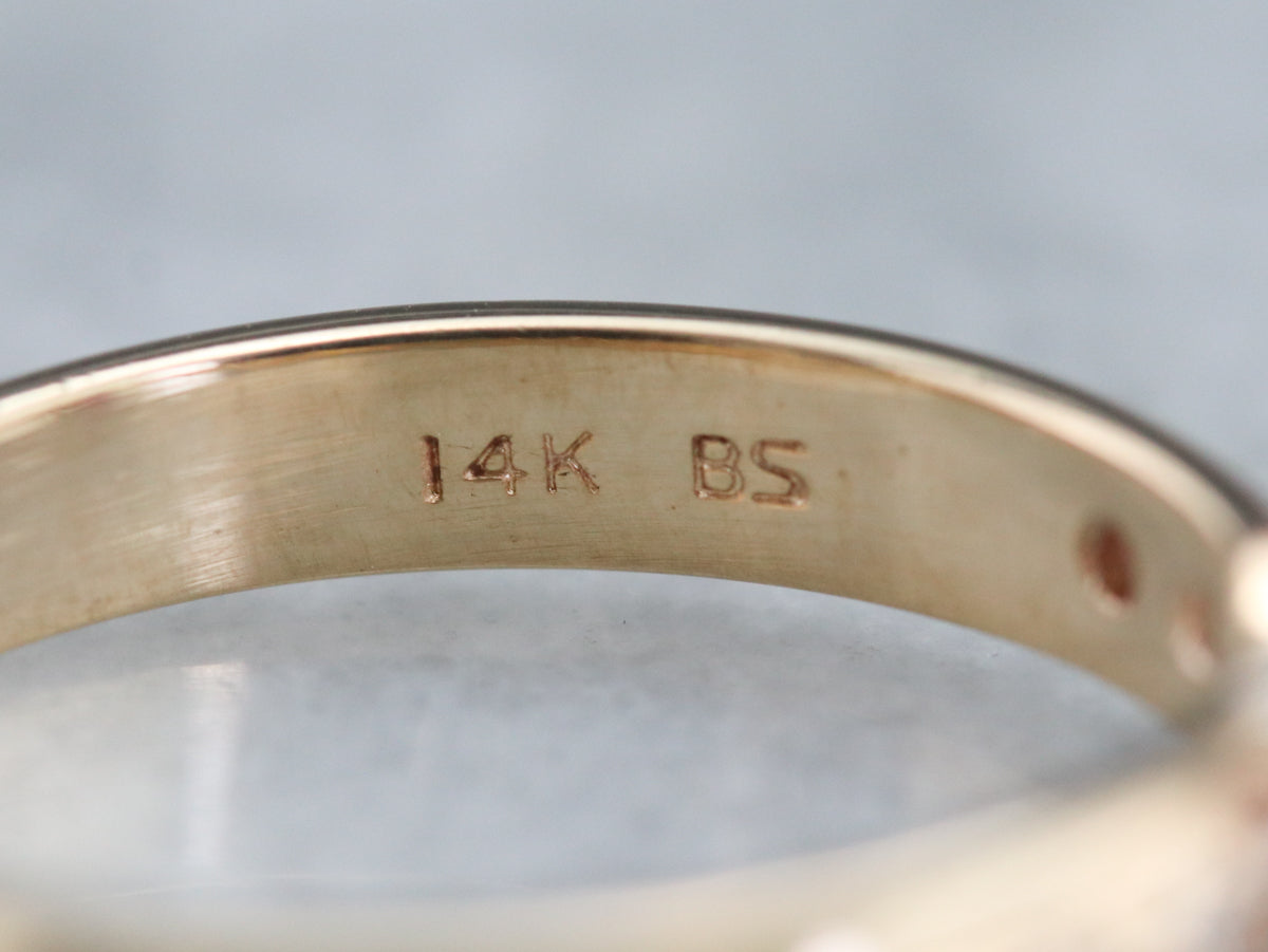 Anillo de compromiso de rubíes y diamantes