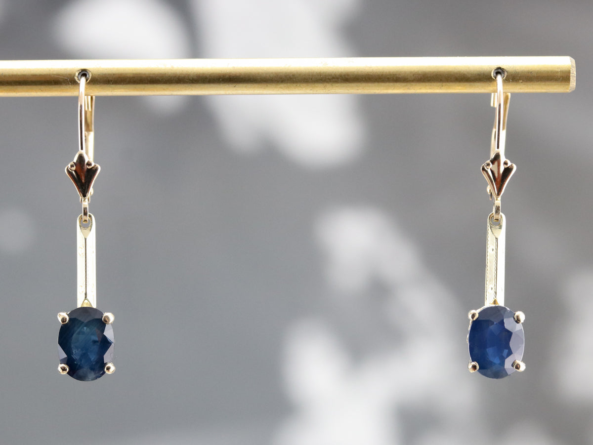 Pendientes colgantes de zafiro y oro