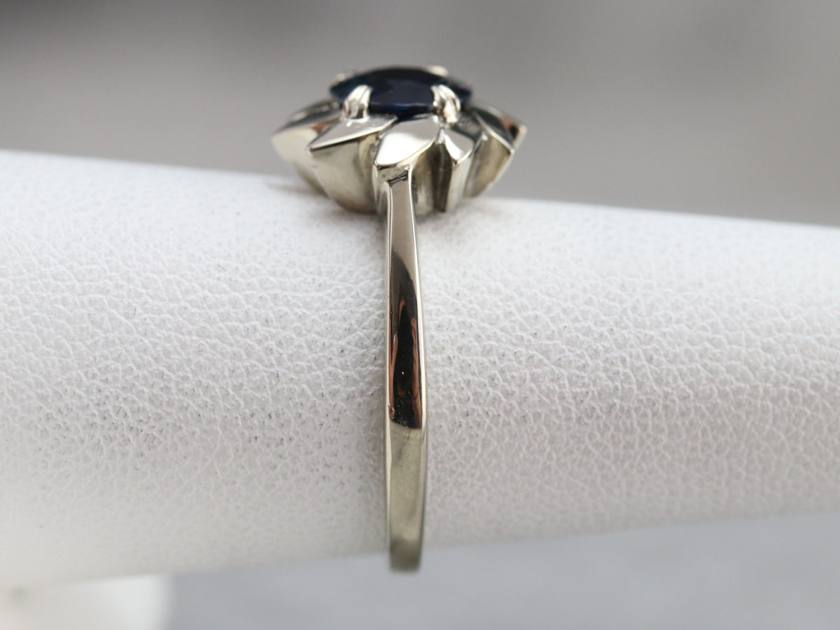 Sapphire Decorative White Gold Ring