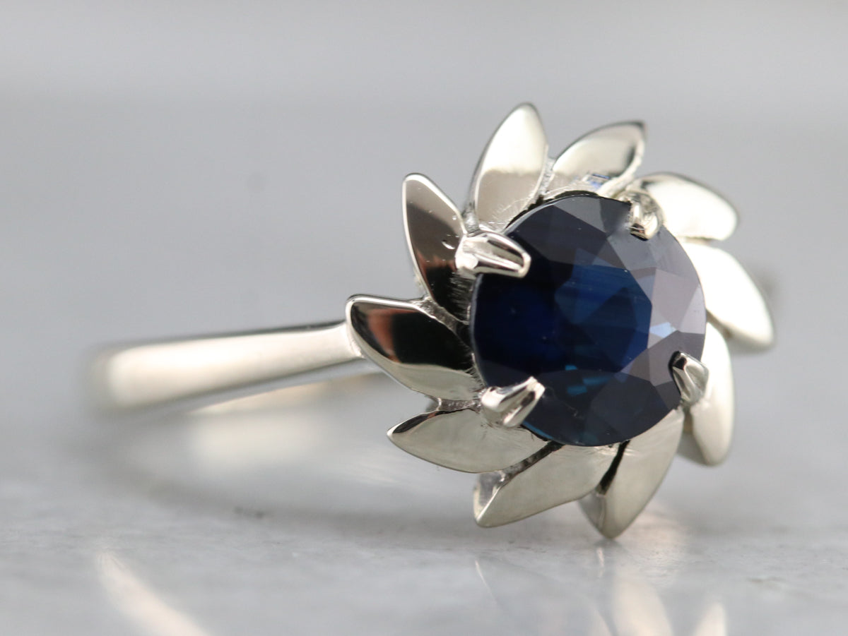 Sapphire Decorative White Gold Ring