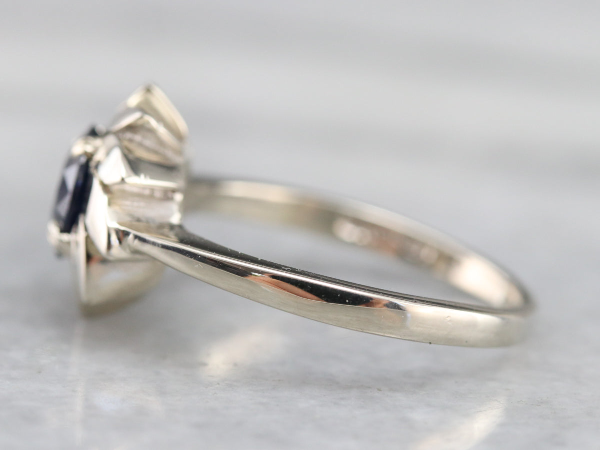 Sapphire Decorative White Gold Ring