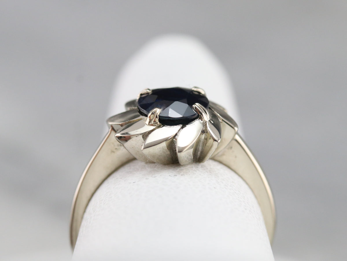 Sapphire Decorative White Gold Ring