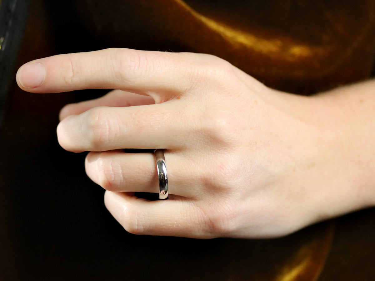 Polished Platinum Wedding Band