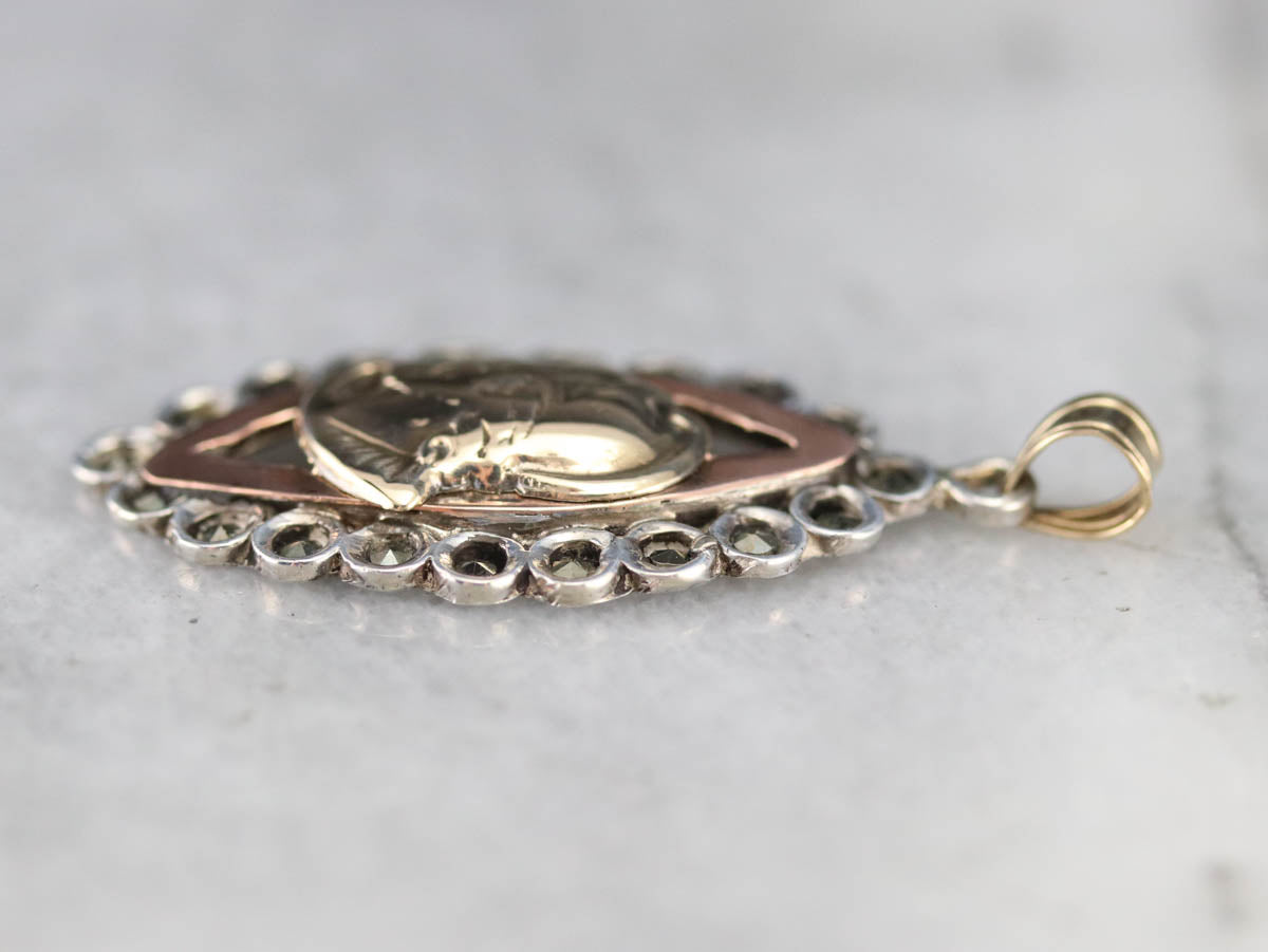 Colgante de marcasita de soldado romano de metales mixtos