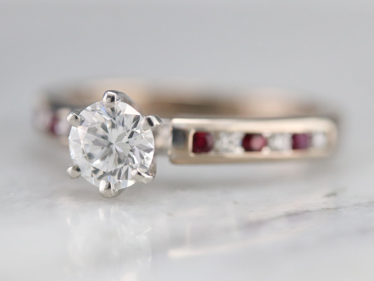 Anillo de diamantes y rubíes con certificación GIA